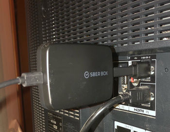 Приставка смарт тв для телевизора от сбербанка. Подключить телевизор к sberbox. Умная колонка сбербокс. Тв-приставка sberbox. Подключить телевизор к sberbox.