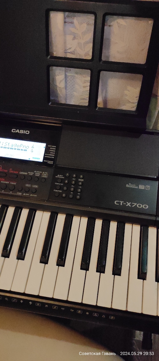 Отличная педаль , дочь в восторге , подключил на casio st-x700,все работает.