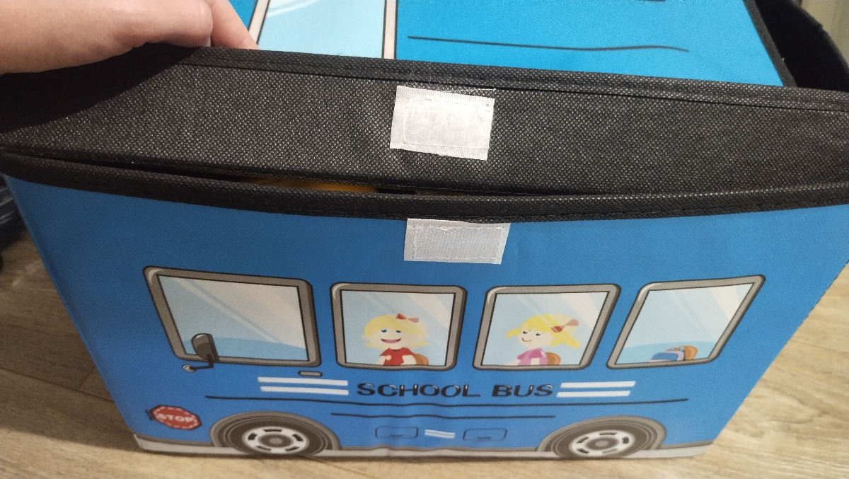 Удобно хранить игрушки,есть несколько цветов в ассортименте. Ребенок доволен.