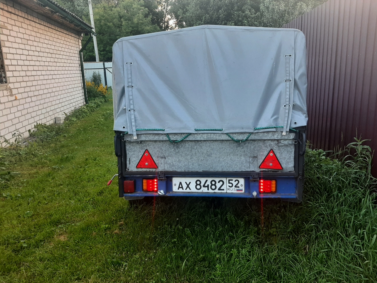 Хорошие фонари, днем видно, яркие