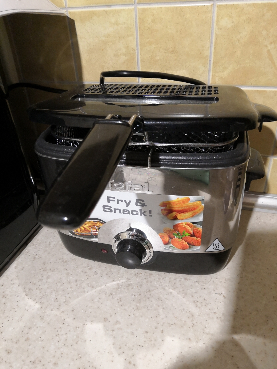 Фритюрница tefal ff220015. Фритюрница тефаль с маслом. 130wrc9a 220015. tefal ff230831 principio обзоры.