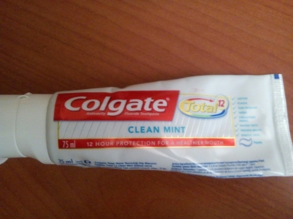 Колгейт зубная тотал 12. Зубная паста Colgate total 12 125 мл. Colgate чистая мята 125 мл. Colgate зубная паста помидоры 75 мл total12 чистая мята. Цвет , консистенция зубной пасты «Colgate total 12; профессиональная чистка».