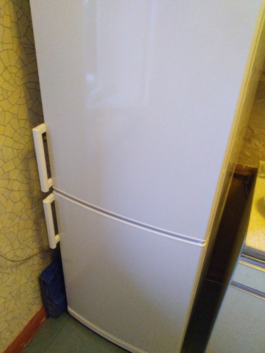Хол атлант. Холодильник Атлант хм4024000. Холодильник Атлант двухкамерный 4024-000. Холодильник двухкамерный Атлант XM-4024-000 белый. Atlanta холодильник хм 4024-000.