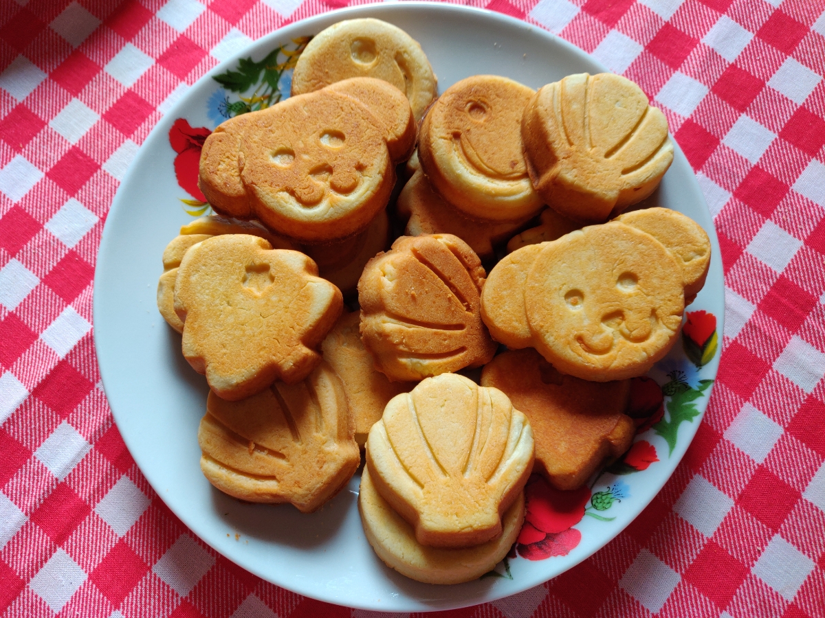 творожные вафли в вафельнице. творожные венские вафли. печение в мультипекари. панель redmond ramb-06 рыбка. печение в мультипекари.