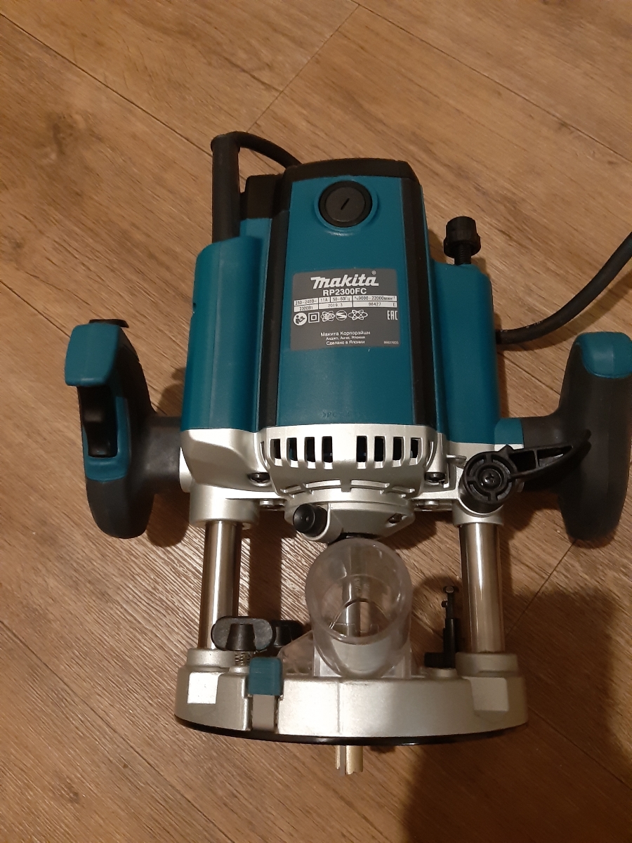 Makita rp2300fc. Фрезер Макита rp2300fc. Фрезер Makita Rp 2300 FC. Фрезер Makita Rp 2300 FC Озон. Фрезер Makita rp2300fc Германия.