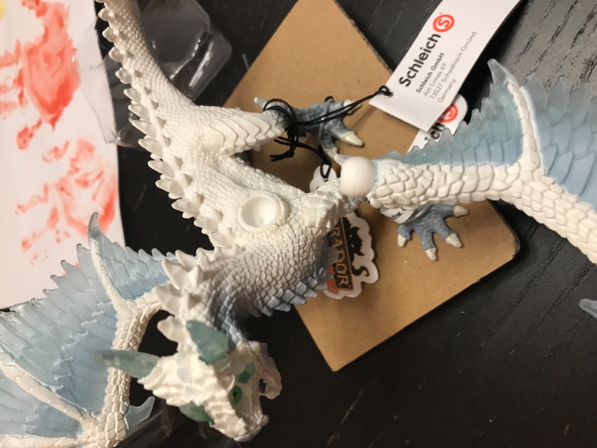 Dragon минуса. Schleich дракон лед. Ледяной дракон Schleich 70541. Фигурка Schleich дракон-дайвер 70520. Фигурка Schleich дракон лед.