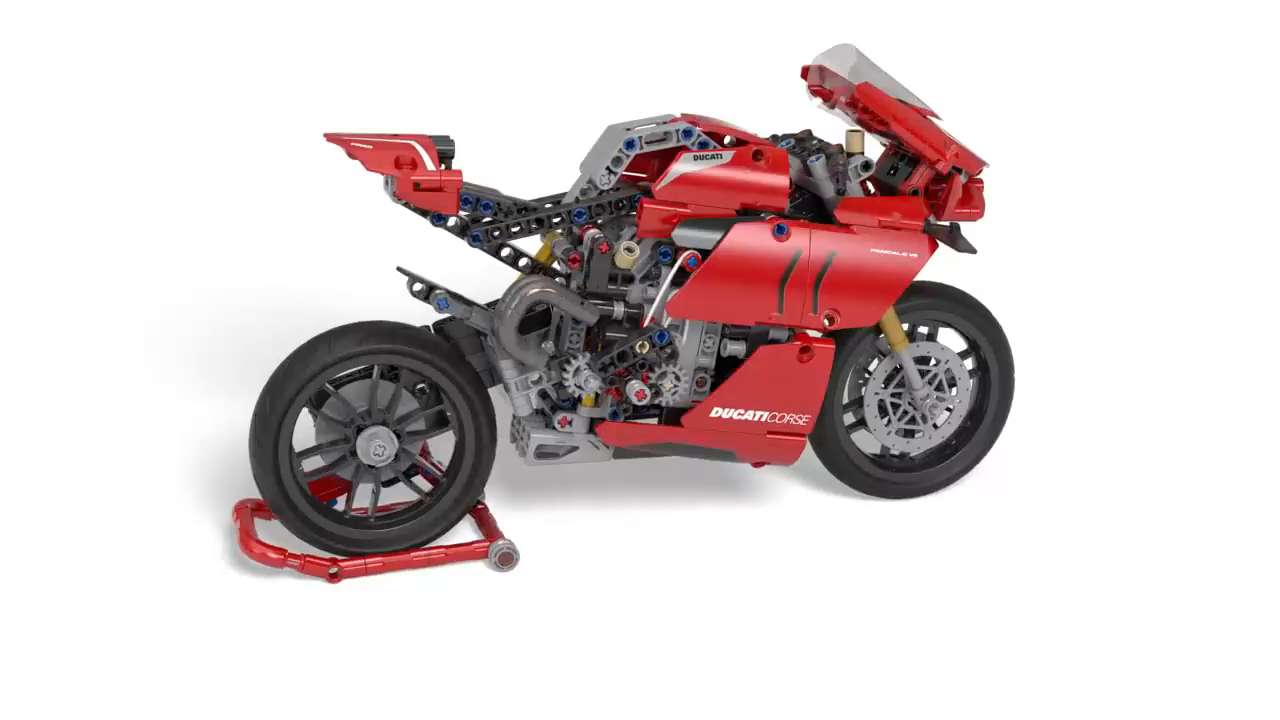 Конструктор LEGO Technic Ducati Panigale V4 R 42107 — купить в 